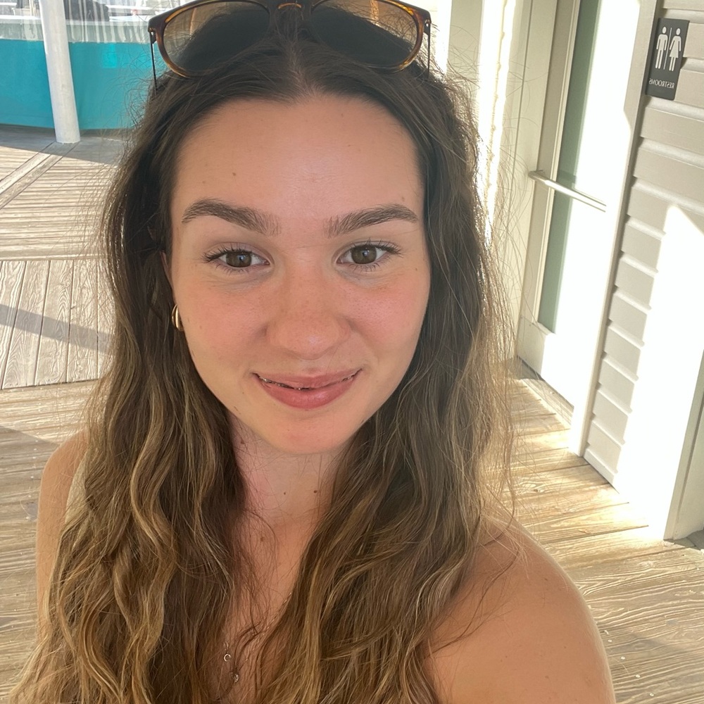 Meet your Posher, Sarra